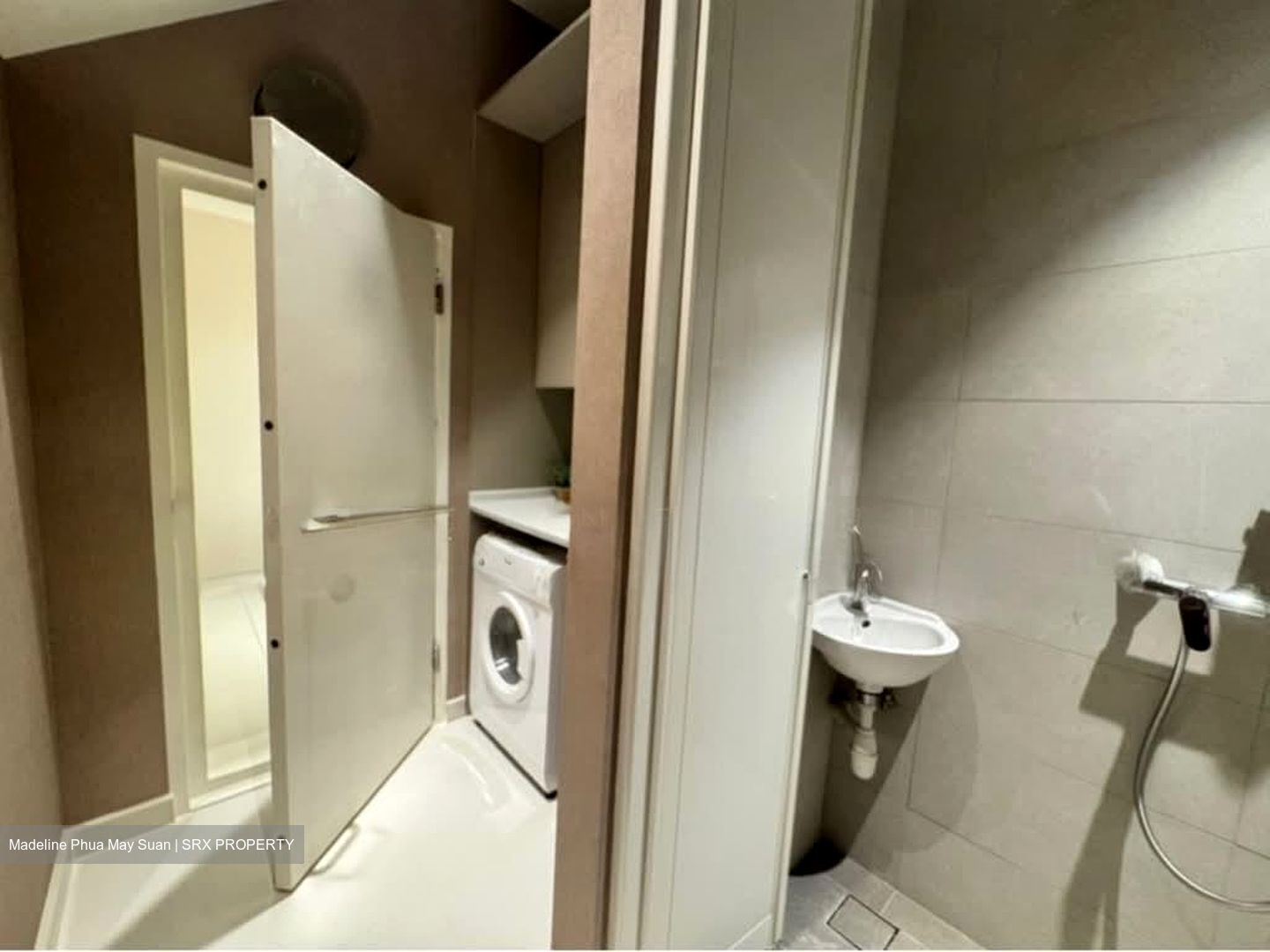 Parksuites (D10), Apartment #584870011